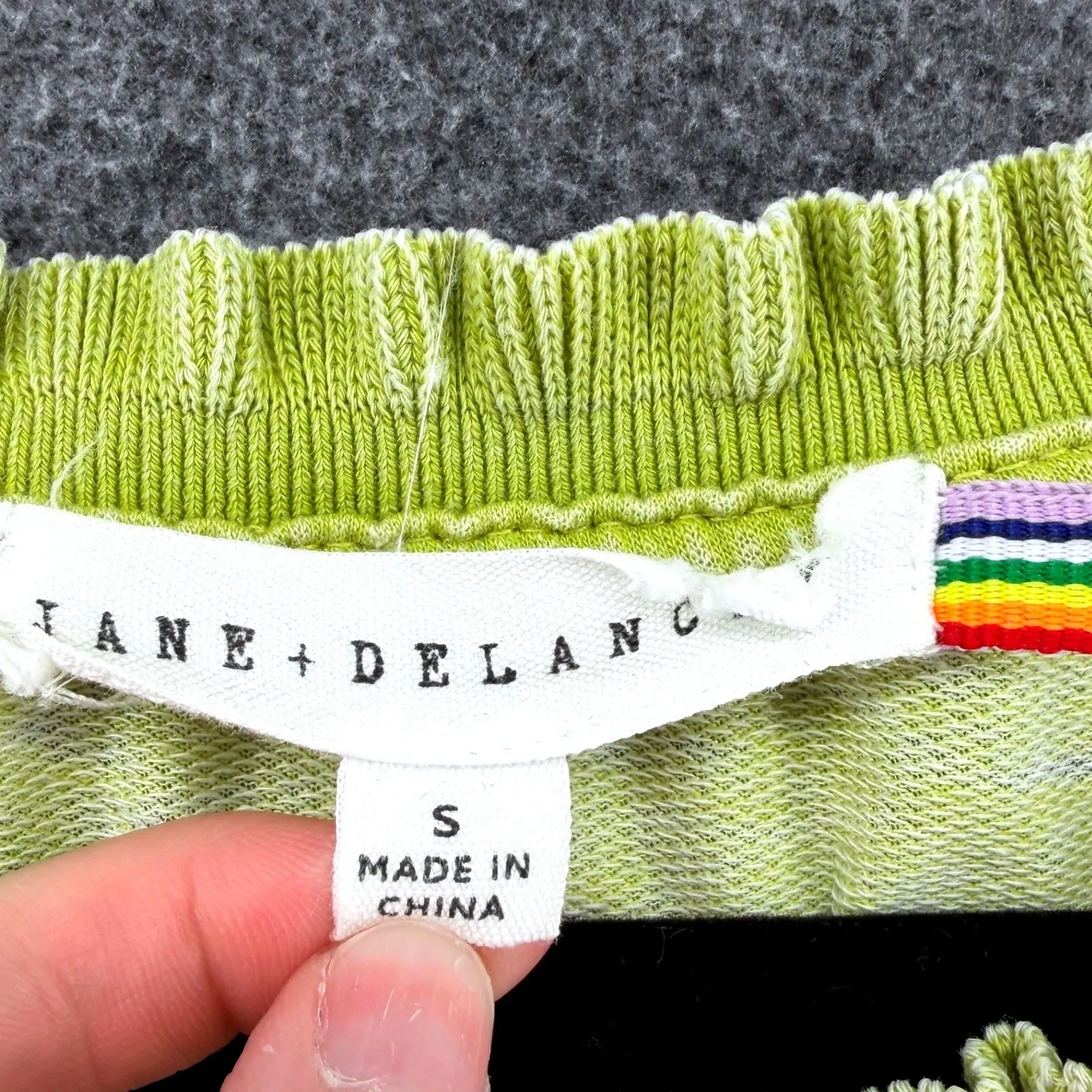 Jane Delano Tie Dye Ruffled Neck Sleeveless Burnout Tank Top Women's Small Green - Image 3