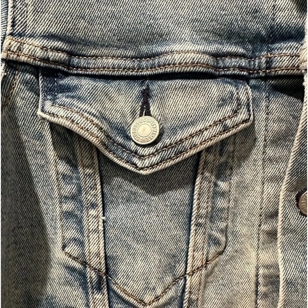 Levi’s Jean Button down Jacket light Blue Denim Size XS - Image 3
