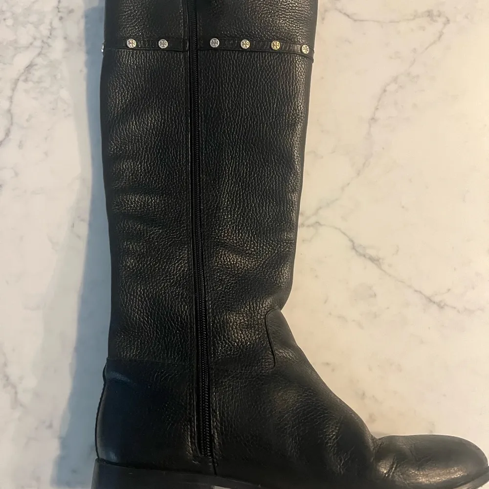 TORY BURCH Womens Black Leather Shoes With Studs Boots Size 9 EUC - Image 5