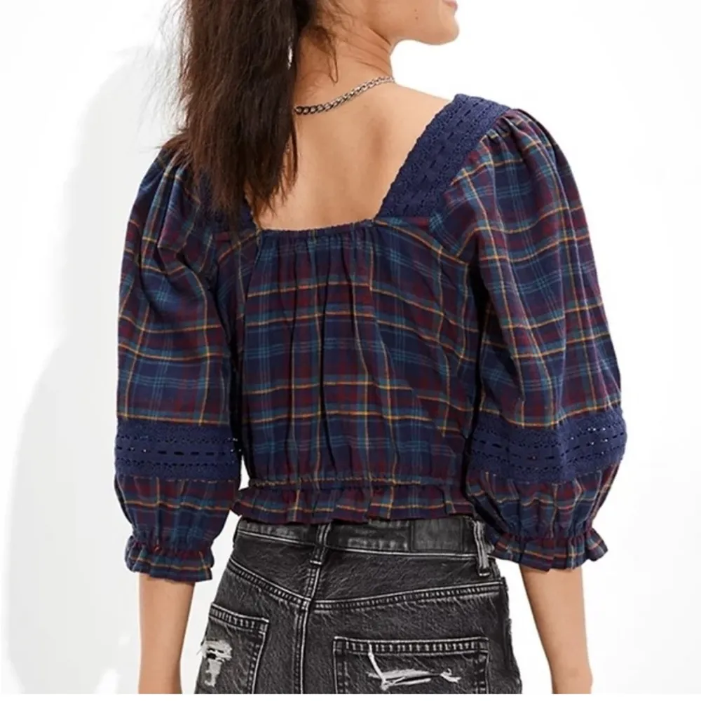 NWT American Eagle Lace Puff Sleeve Cropped Peasant Top - Image 8