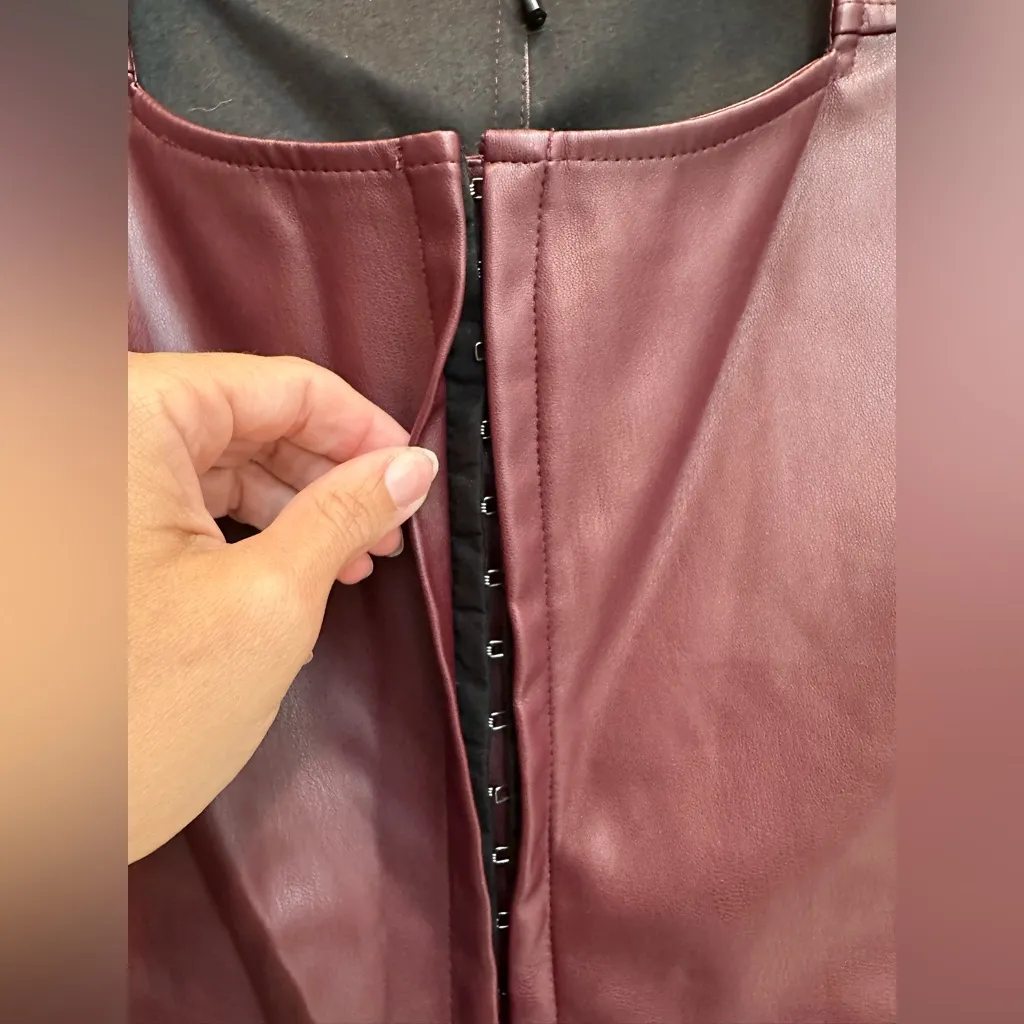 Betsey Johnson Burgundy Punk Goth Corset Style Faux Leather Dress Size 0 XXS XS - Image 6