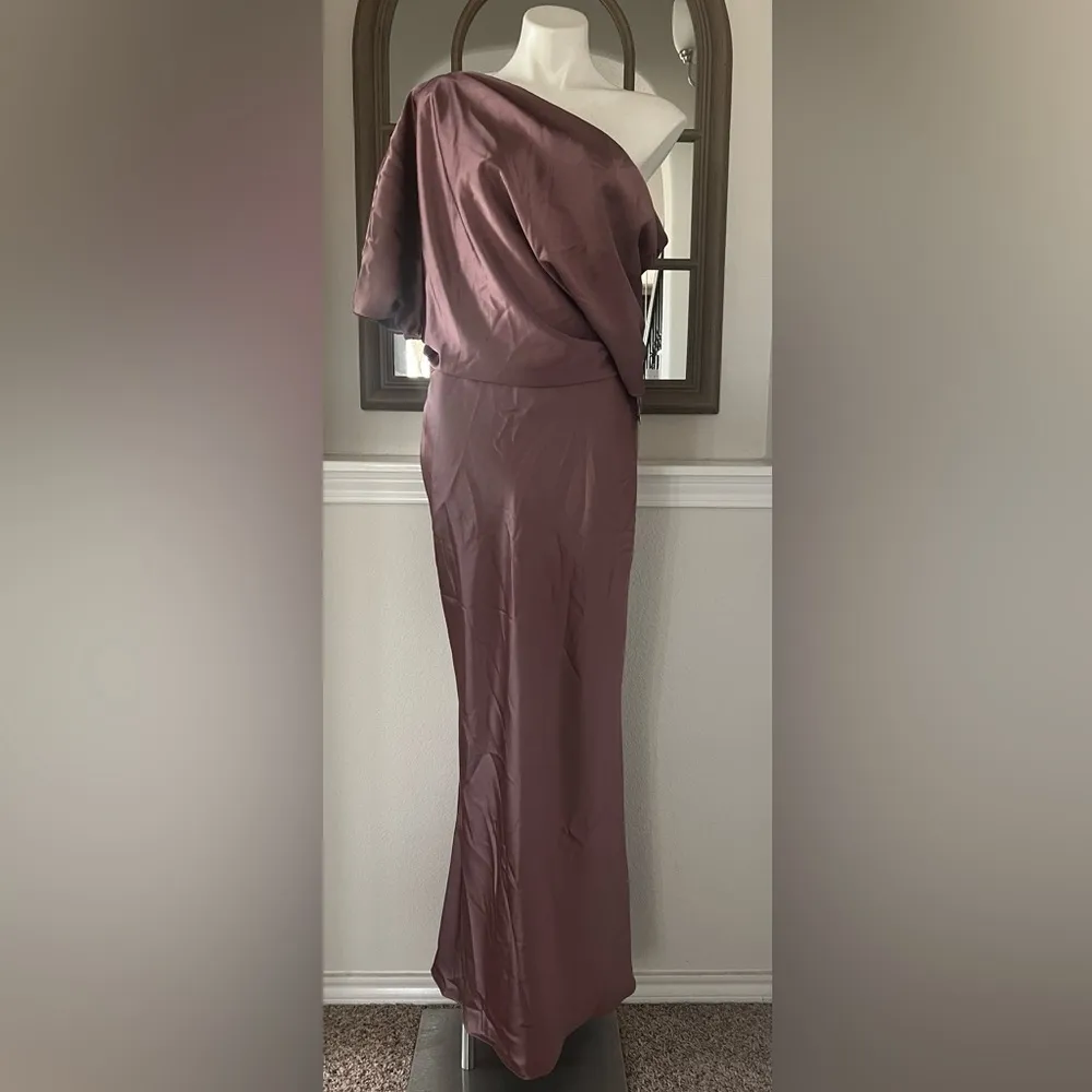 NWT Amsale Draped Satin One Shoulder Dress Mauve, Size 2 New w/Tag Pink - Image 4