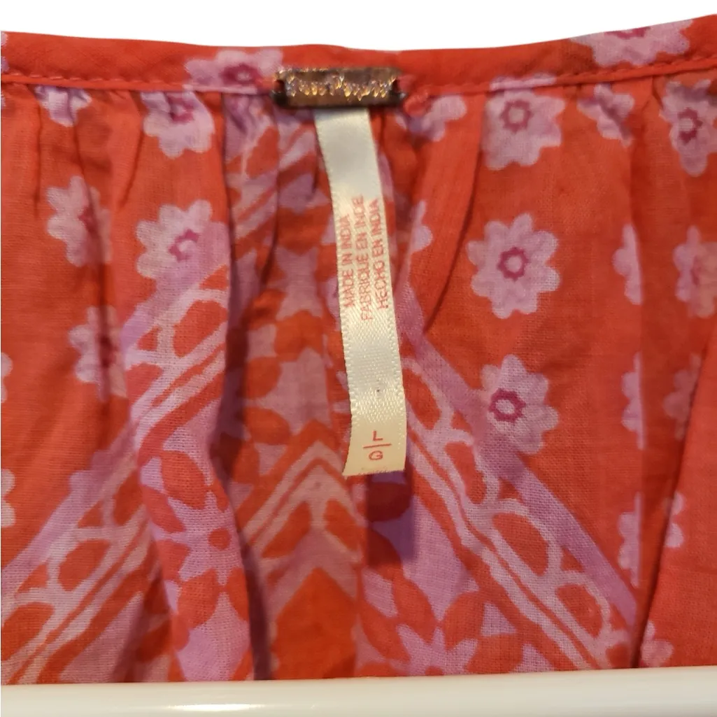 Free People Red and Pink Patterned Blouse - Image 3