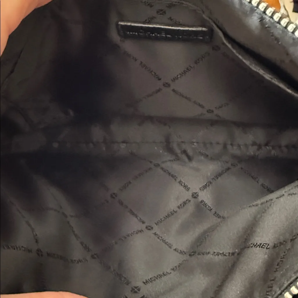 Michael Kors Double Zip Crossbody Bag Black Pebbled Leather & Signature Logo PVC - Image 15