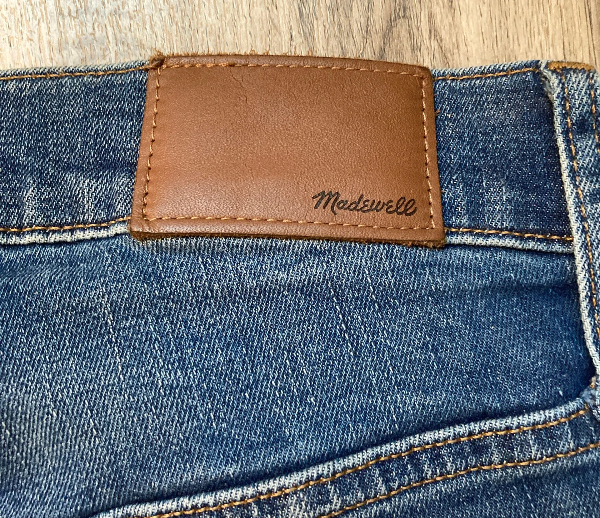 Madewell 10" High Rise Skinny Jeans Tulip Hem Edition Size 26 NWOT - Image 11