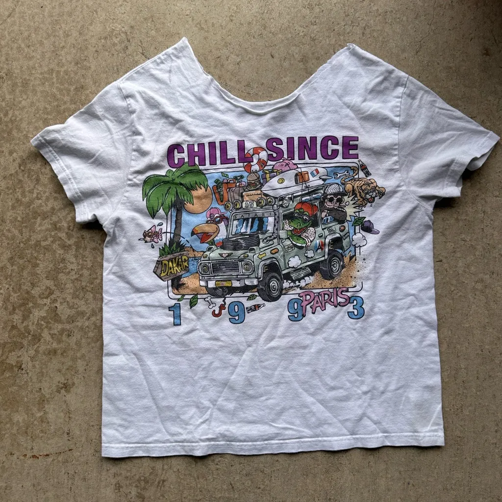 Vintage 90s Brandy Melville Paris 1993 Chill Since 1993 Print women’s top - Image 2