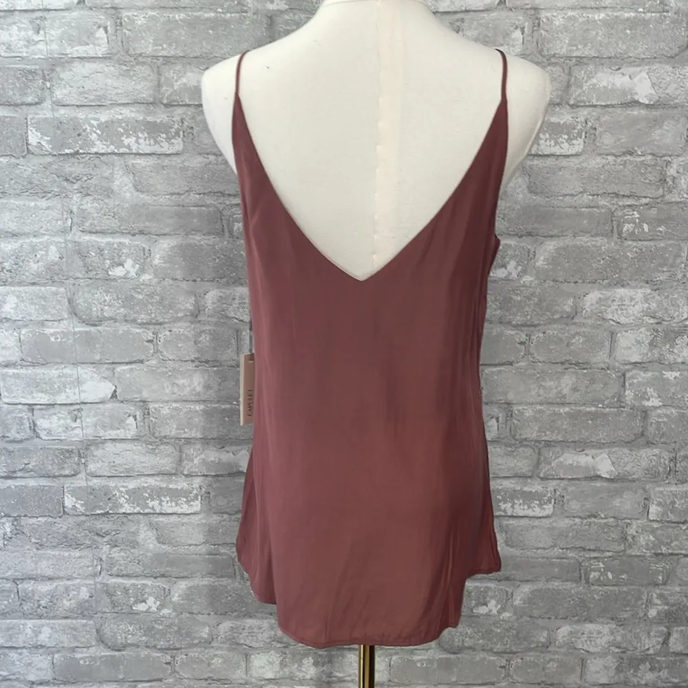 Capulet Mauve Fiore Camisole with V-Neckline - Image 4