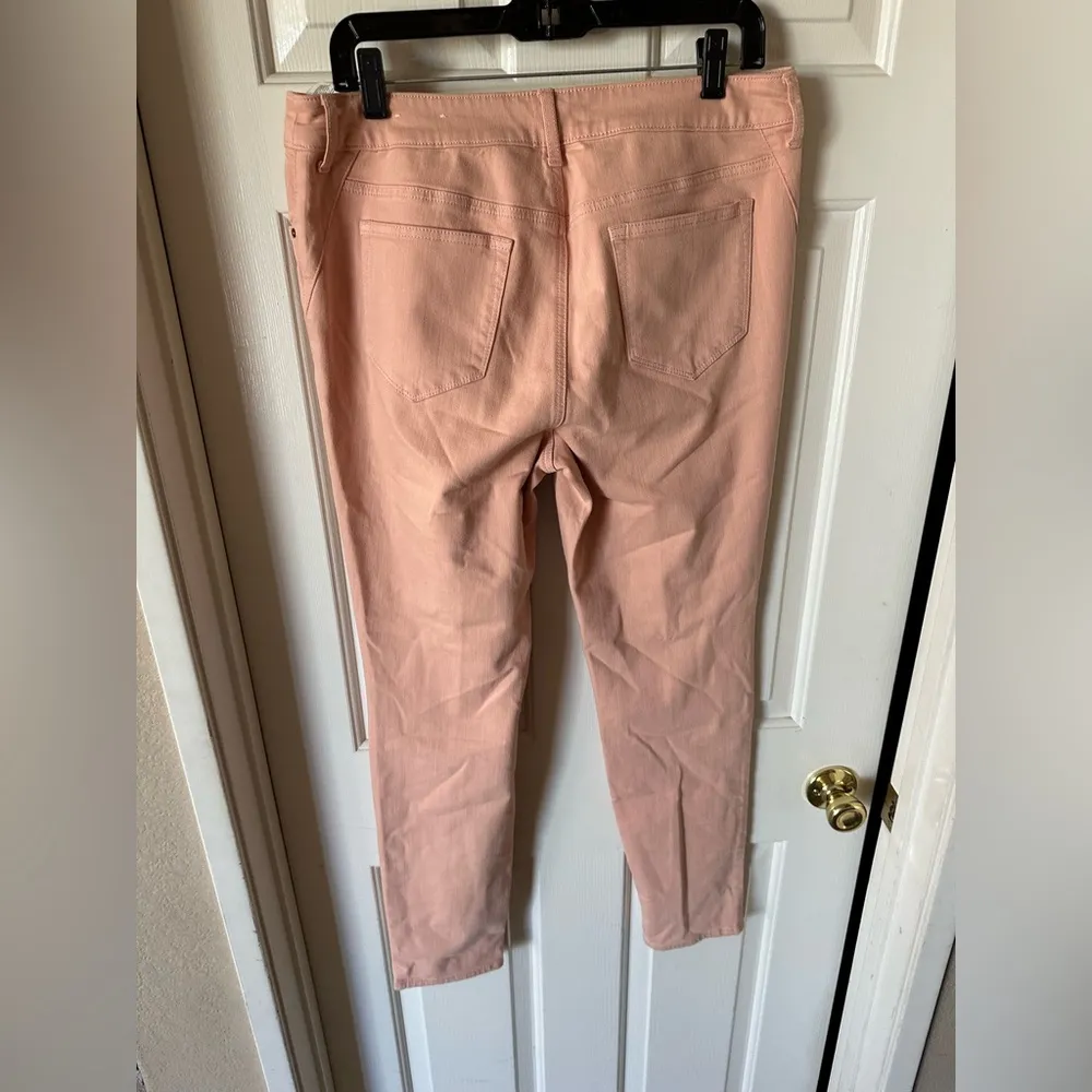 Pink platinum leggings by Chico’s - Image 3