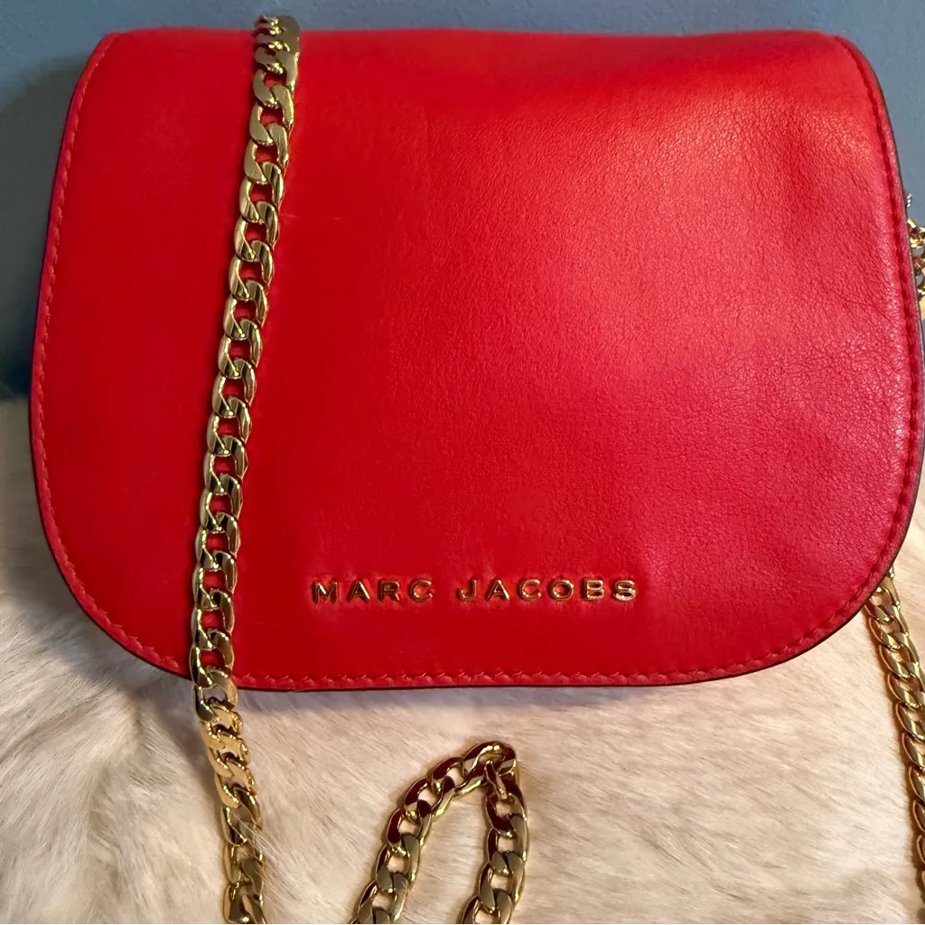 Marc Jacobs Lipstick Red Leather Crossbody Bag - Image 2