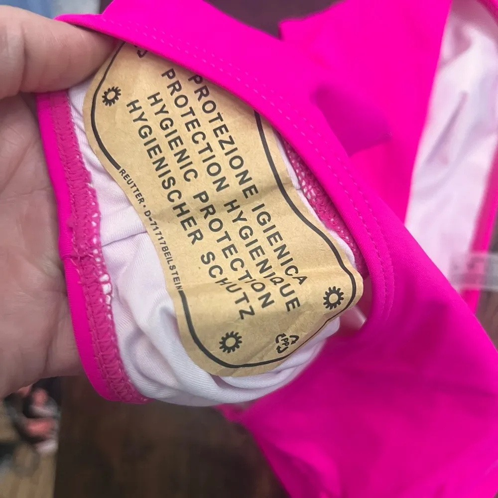 NWOT Women's Pink Bikini Set - Image 4