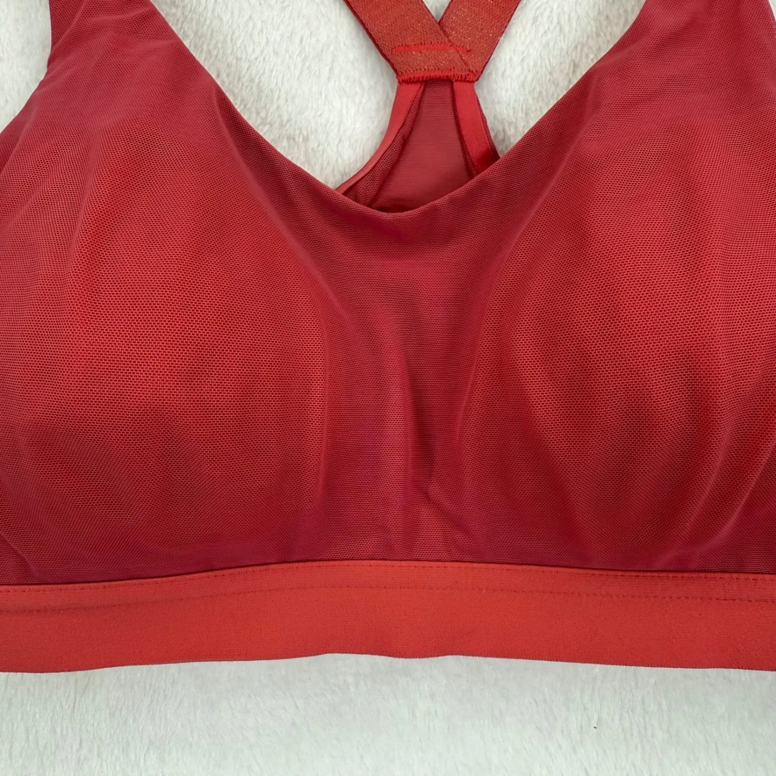Victoria Sport Incredible Lightweight Bra 32C Red Crossback Adjustable READ - Image 2