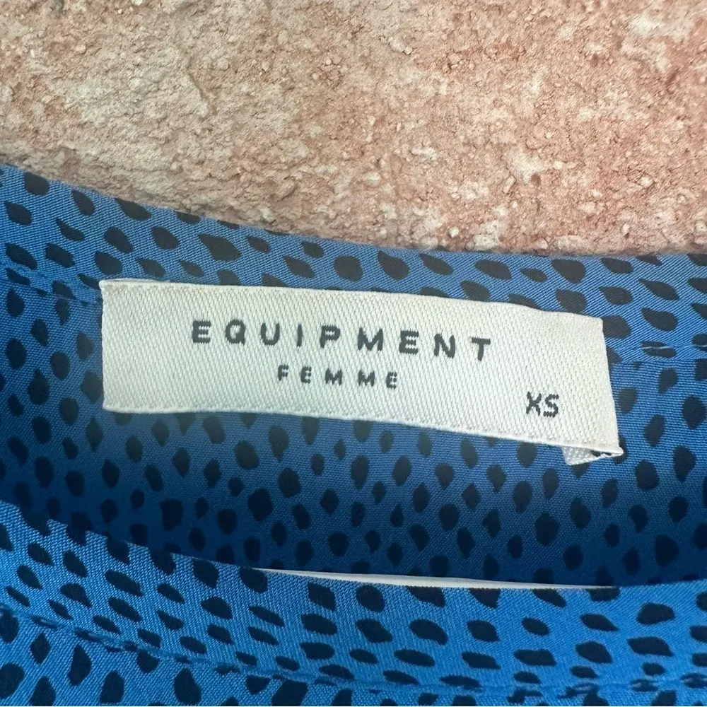 Equipment Femme Short Sleeve Crewneck Blouse Silk Women’s XS Blue Black Print - Image 5