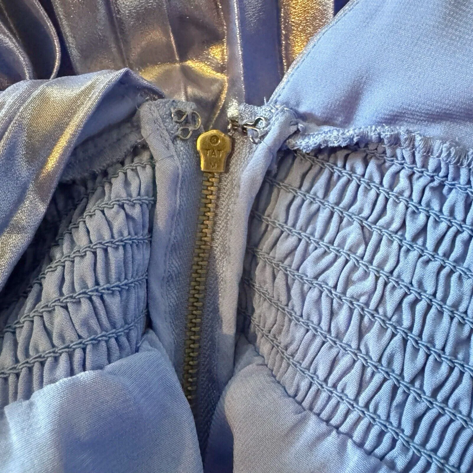 ALICE + OLIVIA Niesha Blue Lame Midi Dress with Pleated Skirt V Neck Size 0 NWT - Image 9