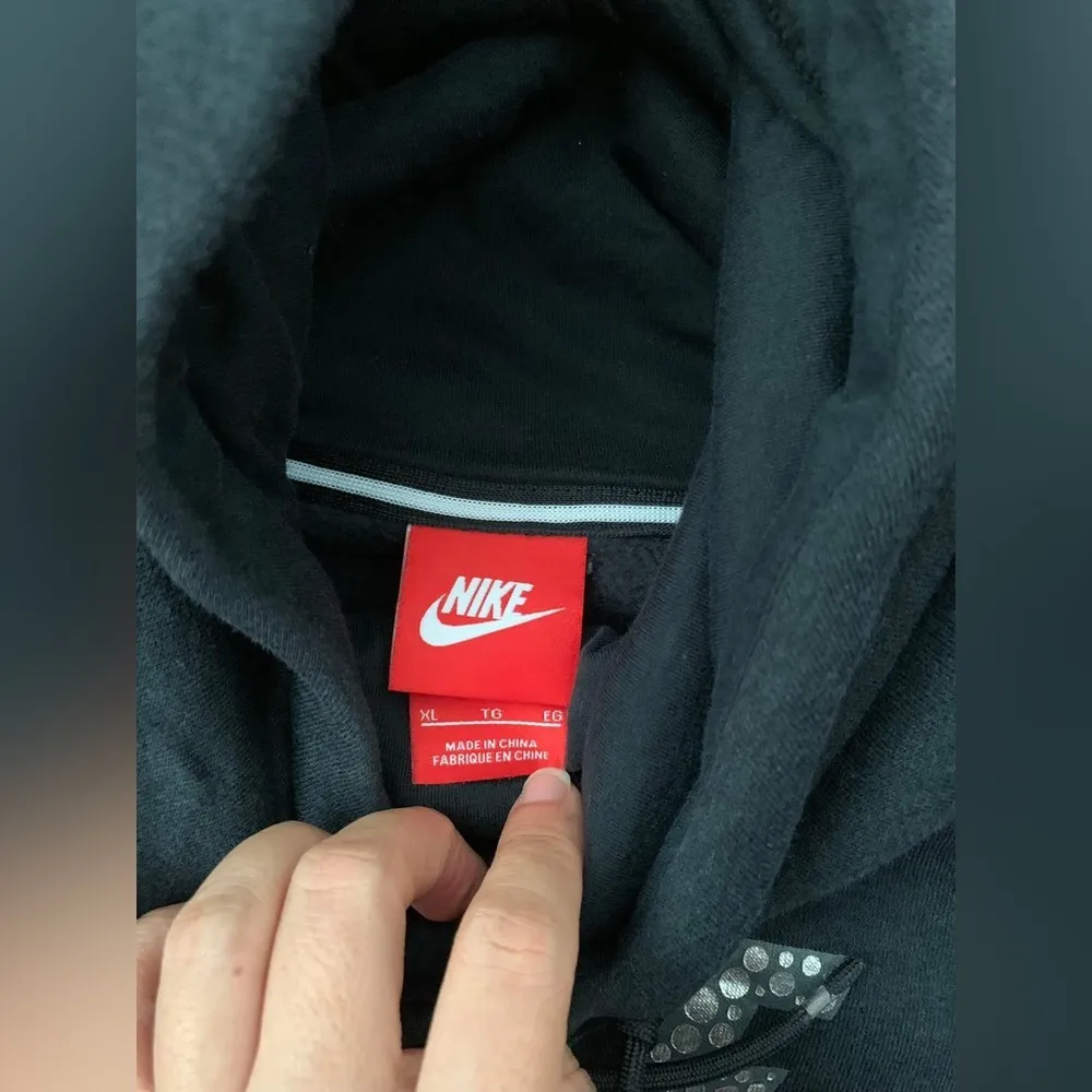 Nike Black Funnel pullover Hoodie Silver Bling Sweatshirt XL sportswear fleece - Image 3