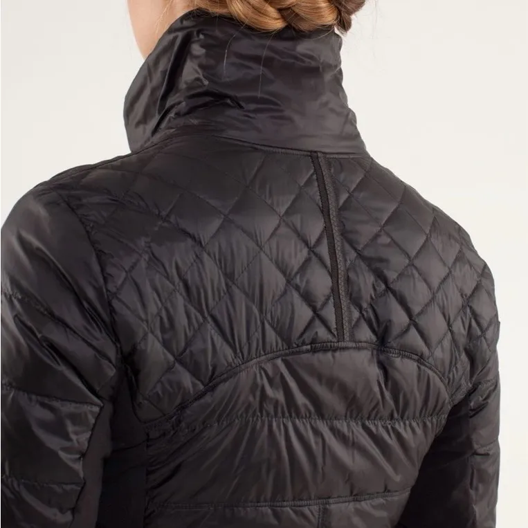 2012 Lululemon What The Fluff Pullover Jacket Coat Black Size 4 | Rare Find - Image 4