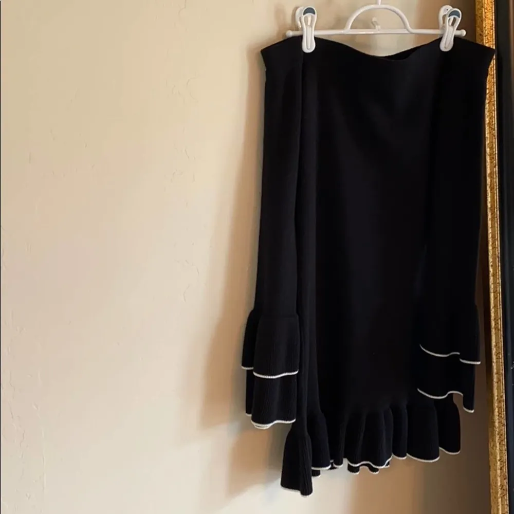 LULU’S black sweater dress w/ ruffle sleeve - Image 6