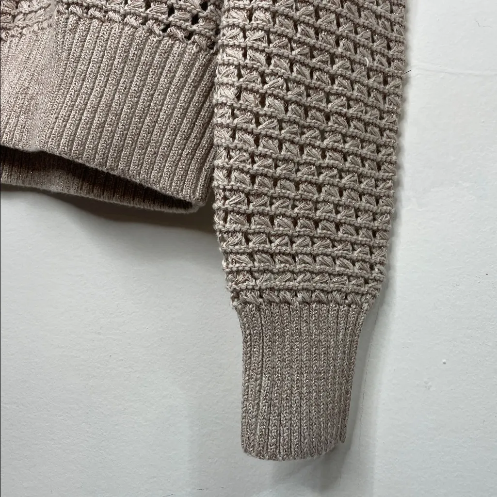 GAP Women's Light Tan open Knit Sweater with shimmery thread size small - Image 6