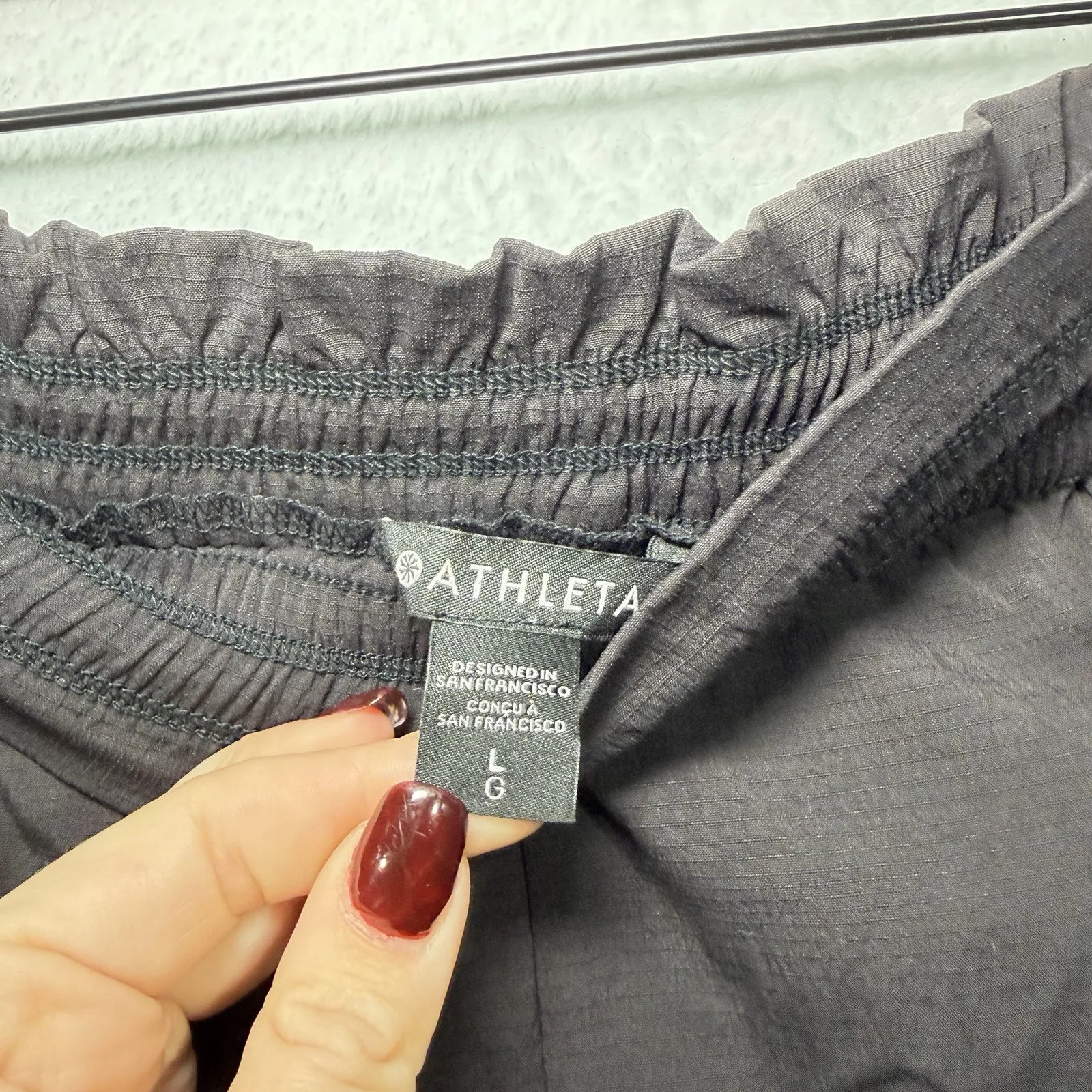 Athleta Trekkie Shorts Gray 4" Women’s Size L Outdoor Hiking - Image 5