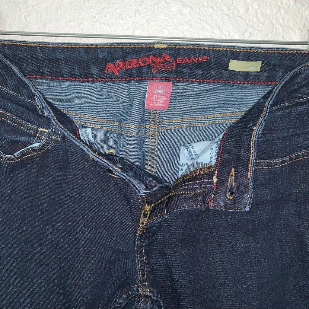 Arizona Jean Co Blue Skinny Short Size 9 - Image 4