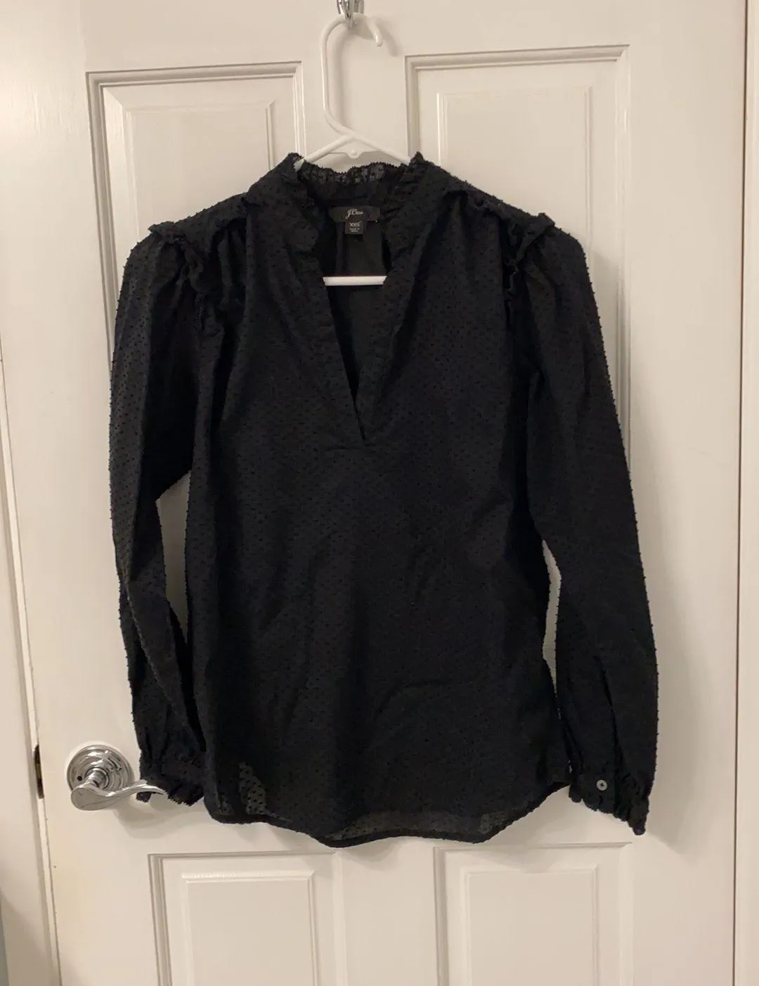 Popover ruffle top in Swiss dot - Image 3