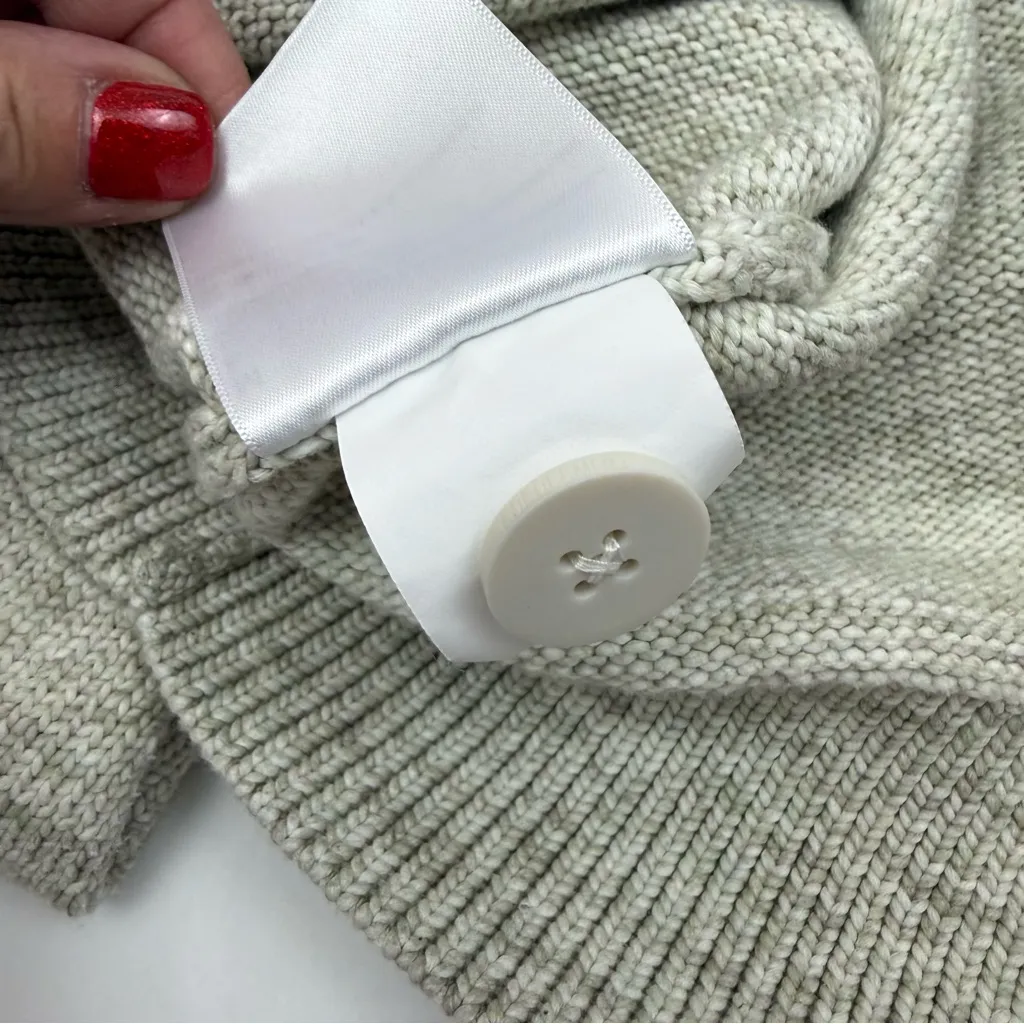 Lululemon Boxy Cotton-Blend V Neck Cardigan  
Bone / White / Raw Linen / Vapor - Image 16