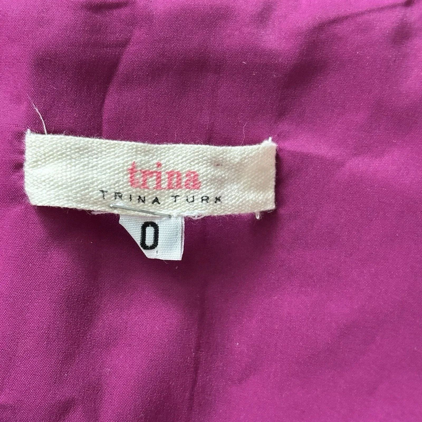 Vintage Trina Turk Size XS 0 Fuschia Zip Front Short Sleeve Mini Dress - USA - Image 2