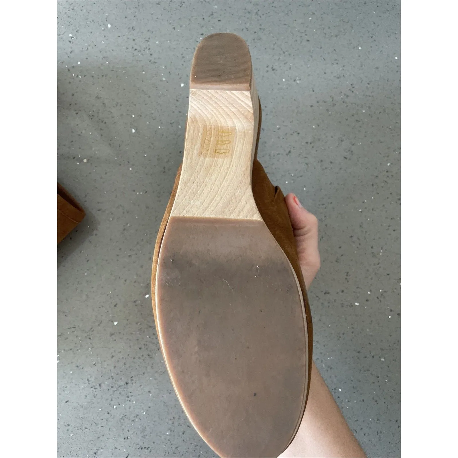 Madewell The Ruby Clog in Suede Rustic Twig Brown with 2" Wooden Heel Size 9.5 - Image 5