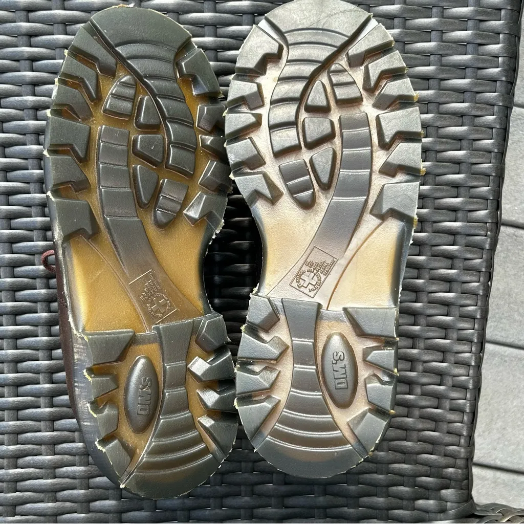 Dr. Marten’s Industrial Steel Toe Brown Leather Shoes women’s Size 6 - Image 5