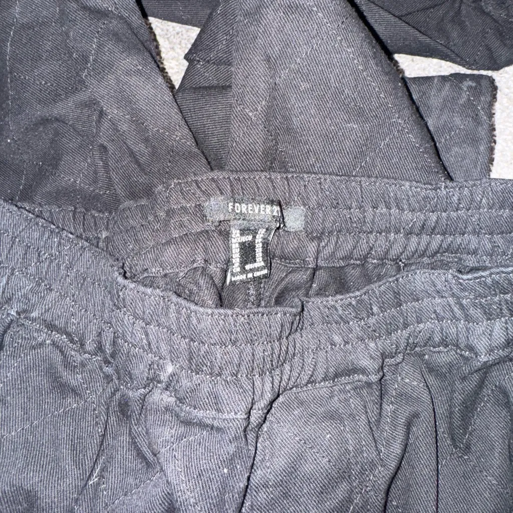 Forever 21 Black Jogger Pants - Image 3