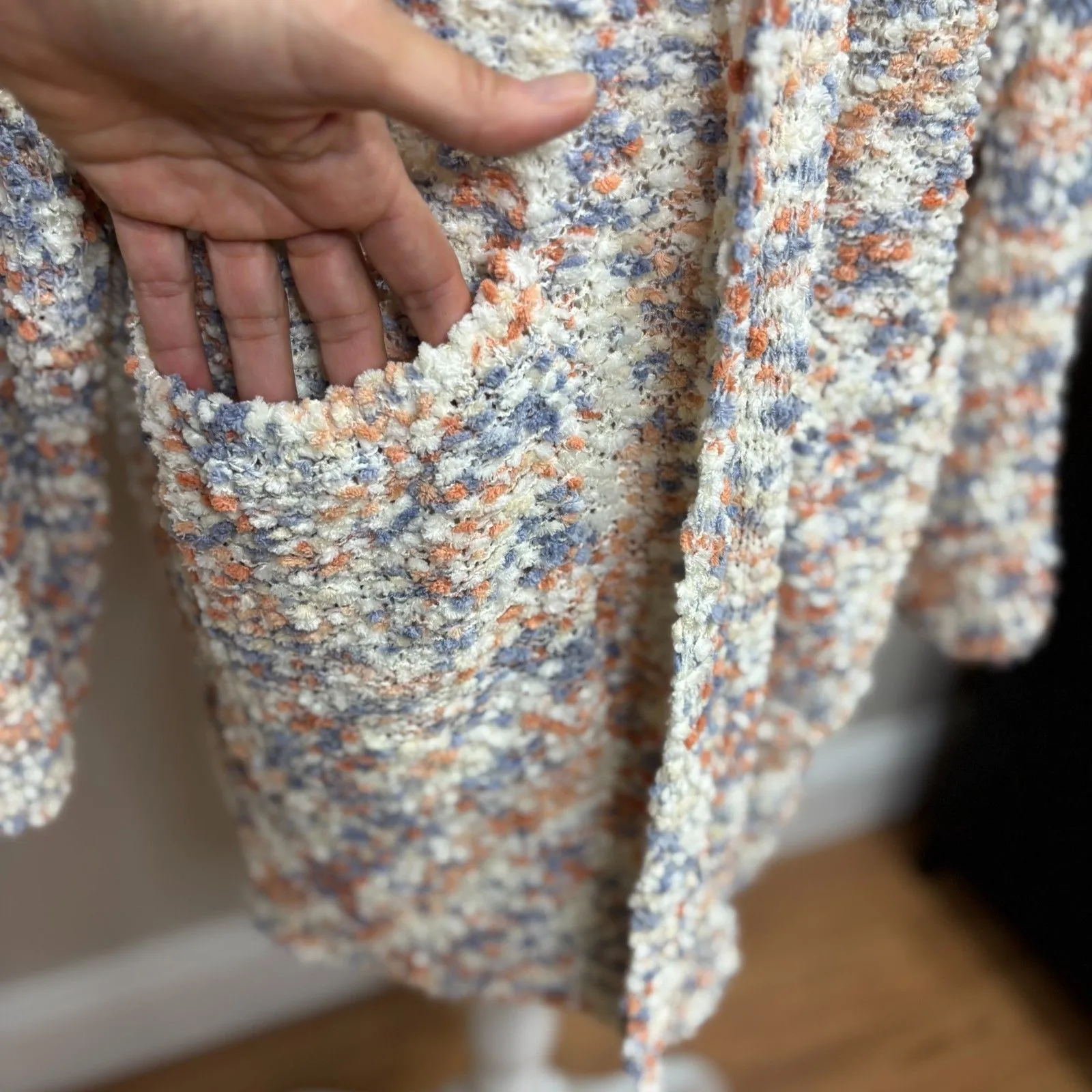Serra Popcorn Cardigan Sweater Womens M Cream/Rust/Blue Oversized Relaxed Soft - Image 2
