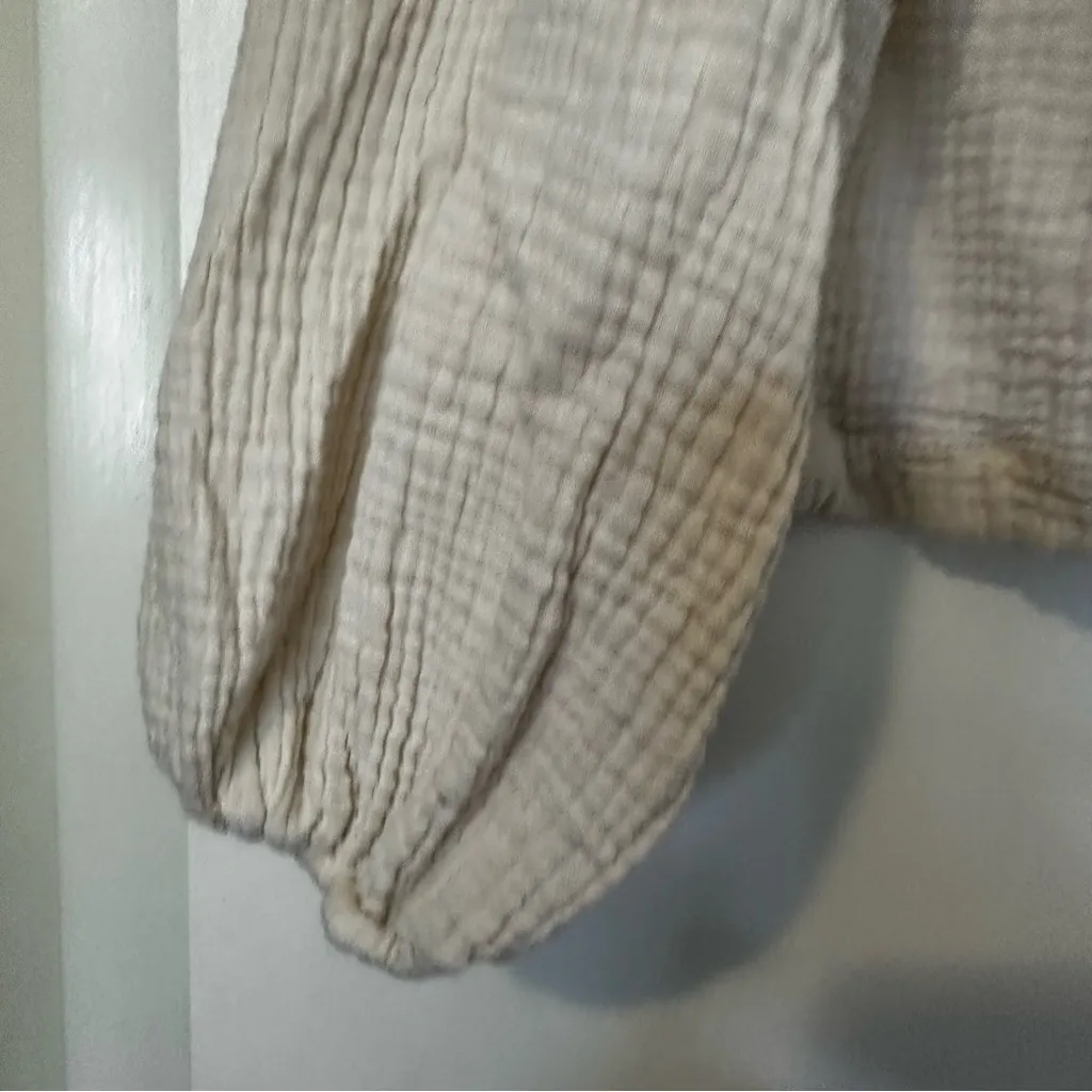 Free People Textured Cotton Long Sleeve Button Down Blouse Womens Medium - Image 5