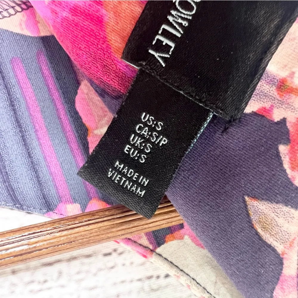 Cynthia Rowley Pink Floral Print Bateau Neckline Sleeveless Blouse Size Small - Image 5