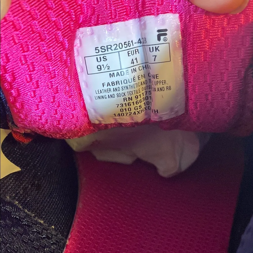 Women's Navy and Pink Running Shoes size 9.5 - Image 6