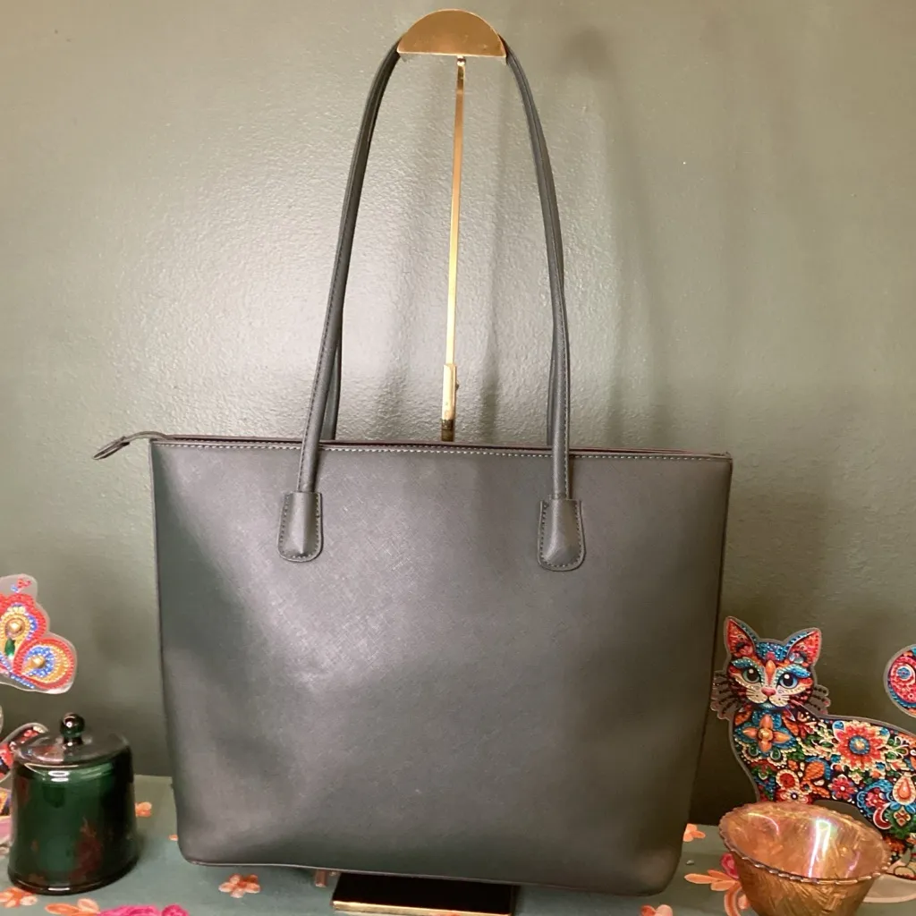 Chic Dark Emerald Green Tote Bag with Bow Detail - Image 2