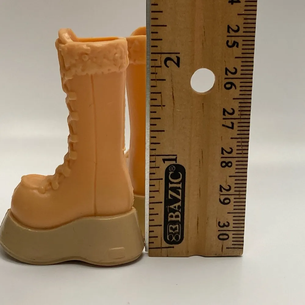 Barbie My Scene Doll Shoes Faux Fur Look Platform Lace Up Winter Boots Beige Size undefined - Image 5