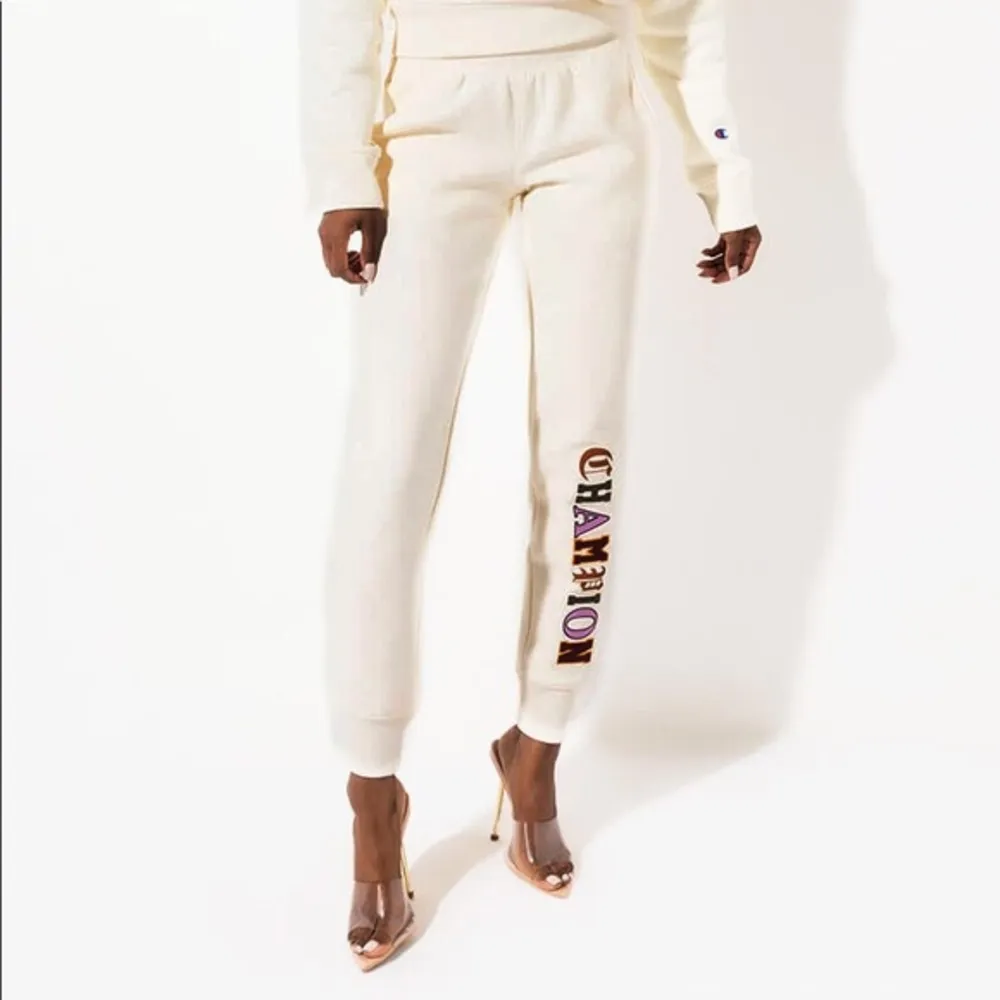 Champion Reverse Weave Jogger Old English XXL - Image 2