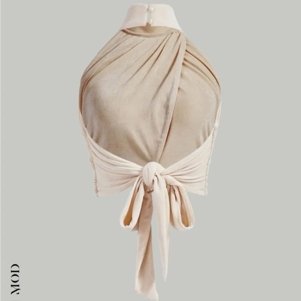 SHEIN XS (US2) Mockneck Crossover Crop Halter Top - Image 5