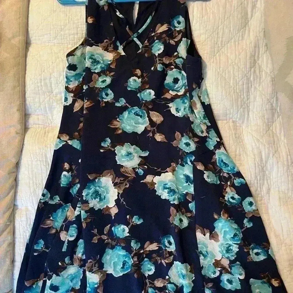 Altar’d State‎ navy blue flower dress Woman’s size L large Lined Summer short - Image 9