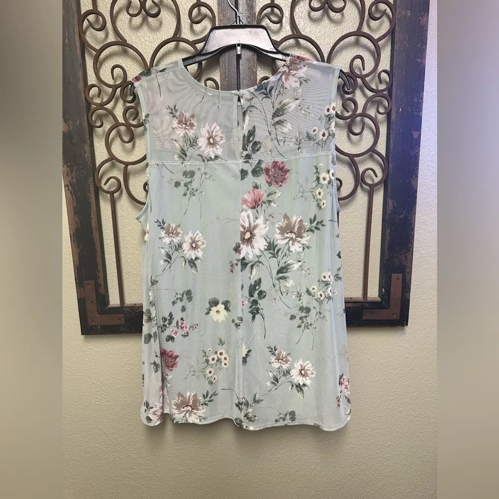 Apt. 9 sleeveless light green floral double layered tunic top - Image 2