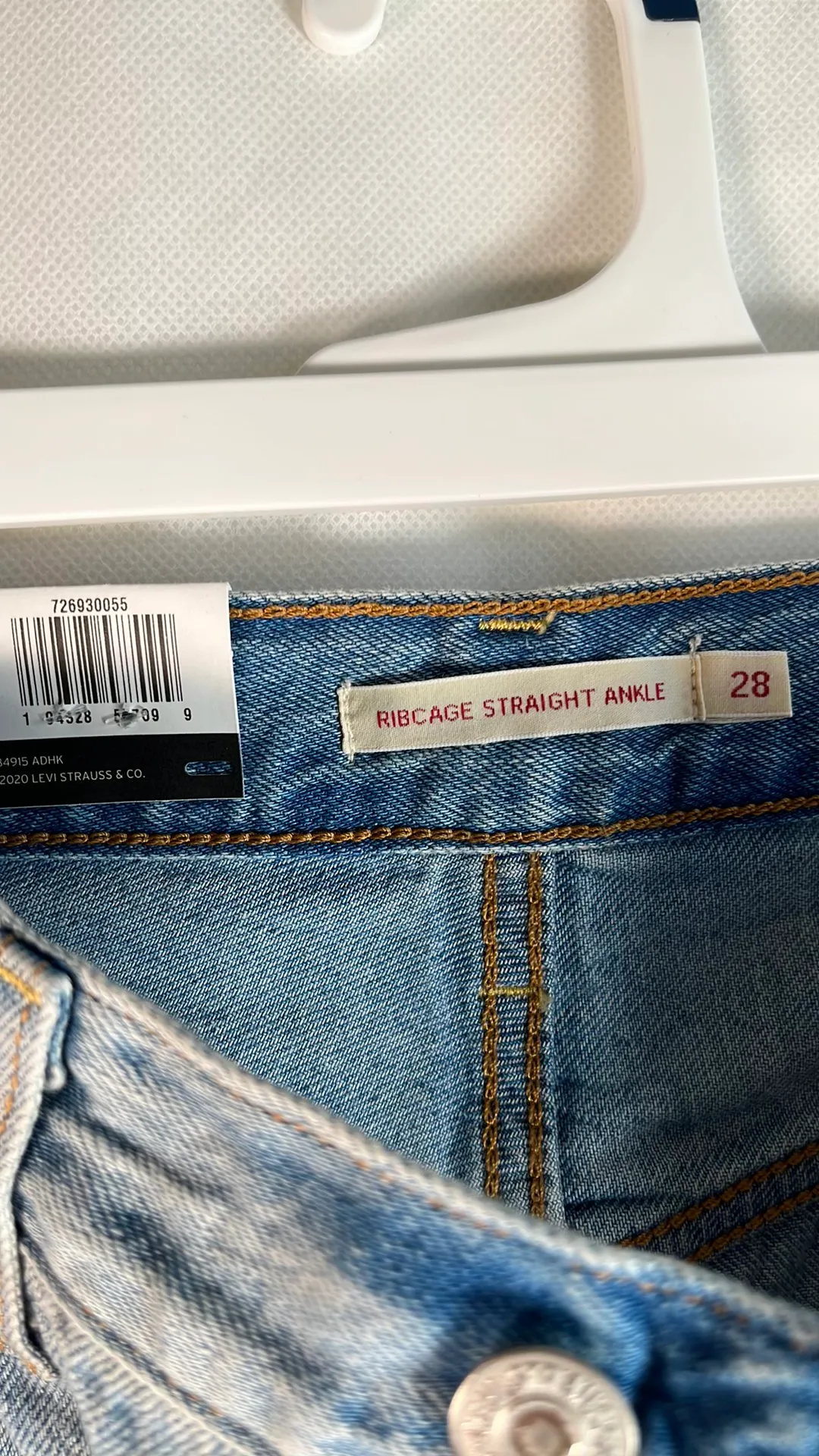 Levi’s Ribcage Straight Jeans - Image 5