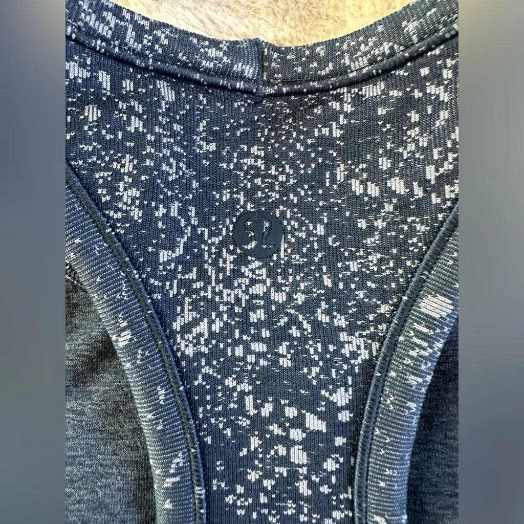 Lululemon Ebb to Street Cropped Racerback Tank Top size 6 - Image 5