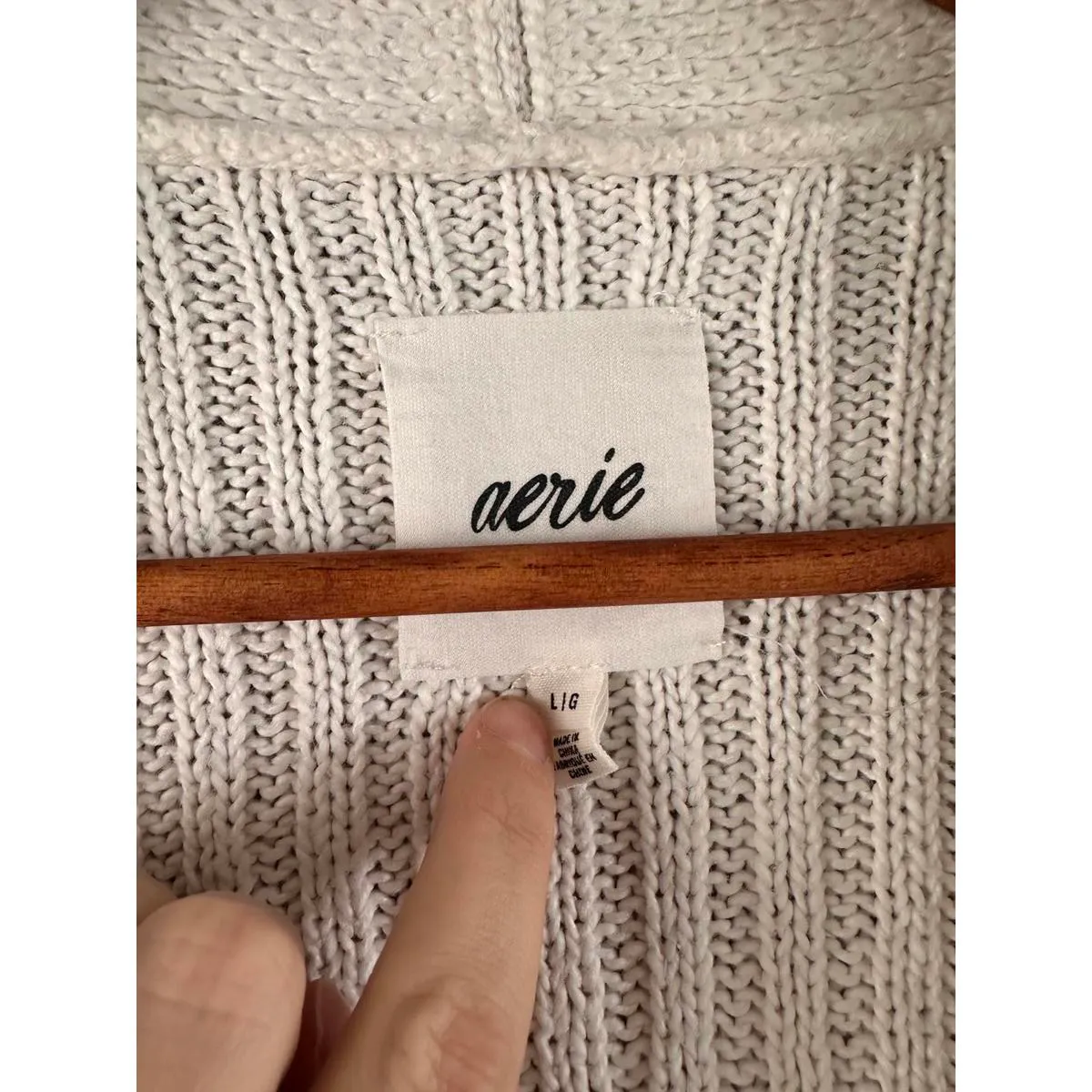 Aerie Cable Knit Button Cardigan Sweater Navy & White Women’s Large Oversized - Image 7