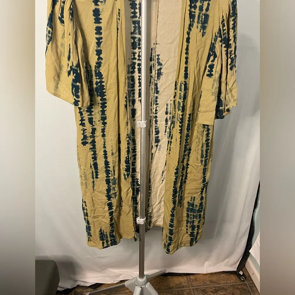 Maurices Olive Navy Tie Dye Rayon‎ Kimono Flutter Sleeve medium - Image 3