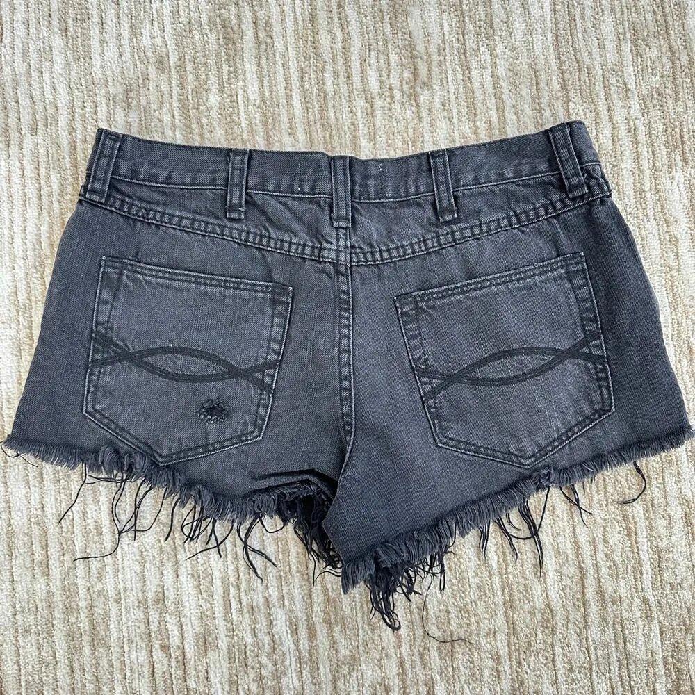 Abercrombie & Fitch Black Ripped Distressed Fringe High Rise Denim Shorts Sz 8 - Image 4
