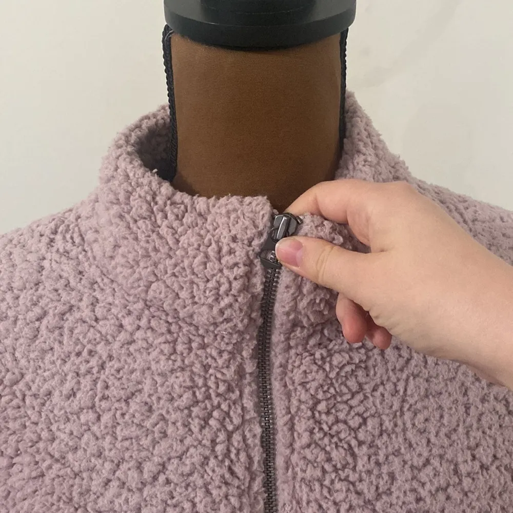 American Eagle fuzzy Sherpa quarter zip cinch waist cropped pullover size S - Image 5