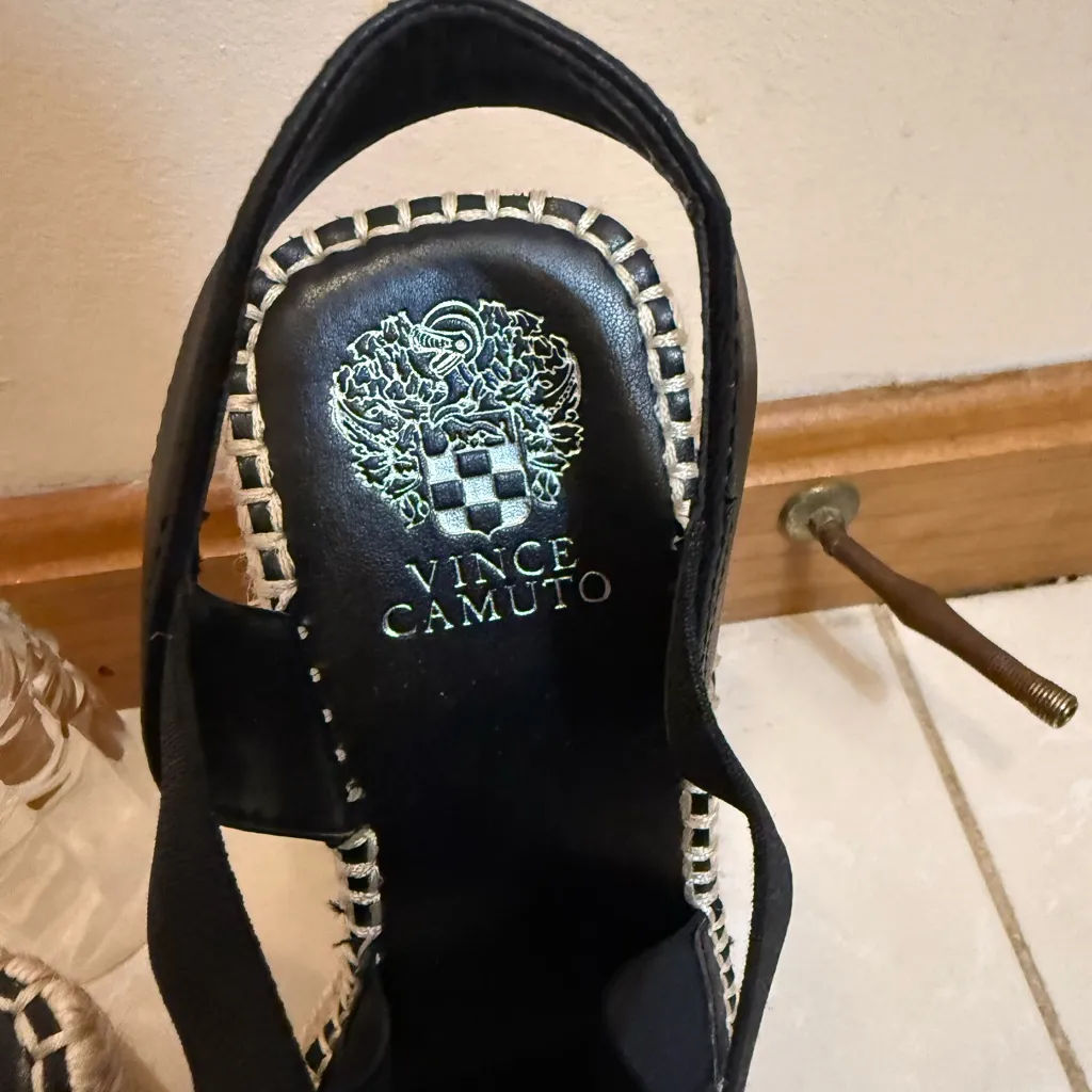 Vince Camuto | Black and White Wedge Sandals size 9.5 - Image 12
