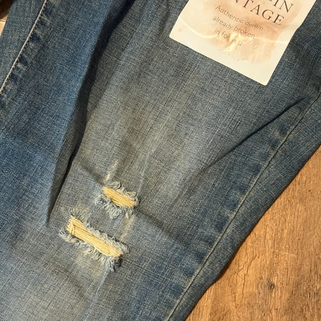 Jessica Simpson Mika Best Friend High rise Skinny Distressed Embellished Size 31 - Image 5