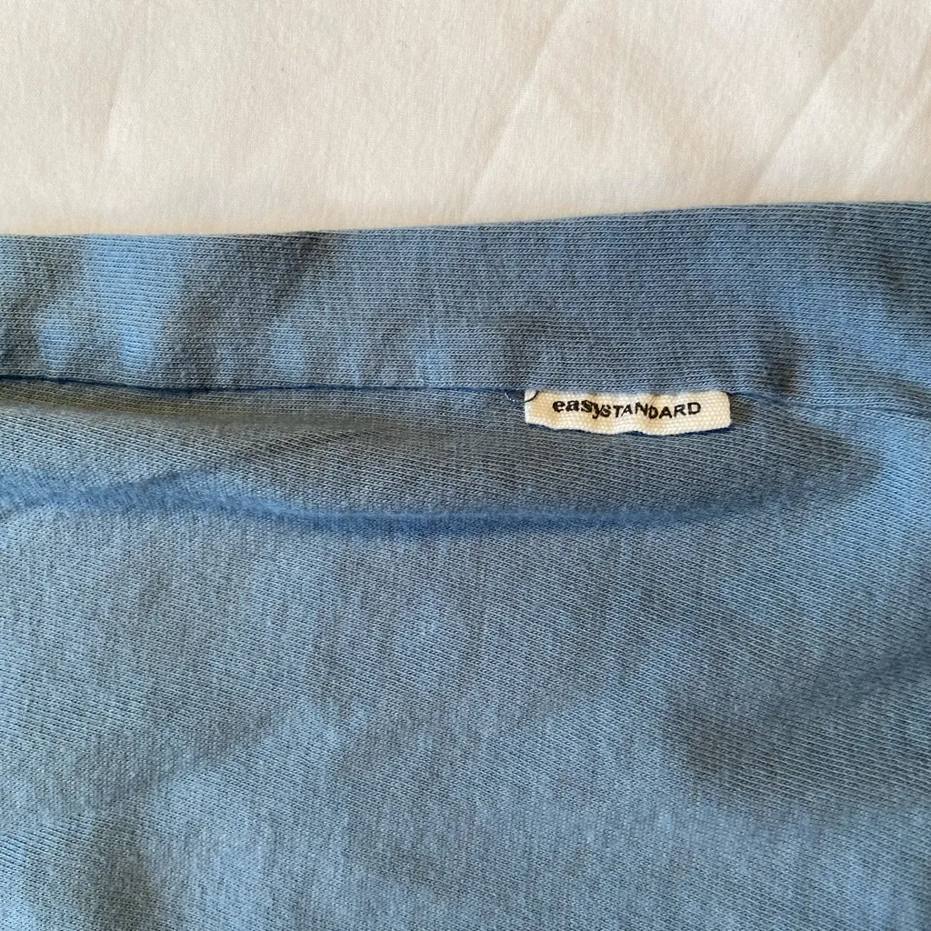 Easy Standard v neck short sleeve tee shirt, size‎ small Blue - Image 5