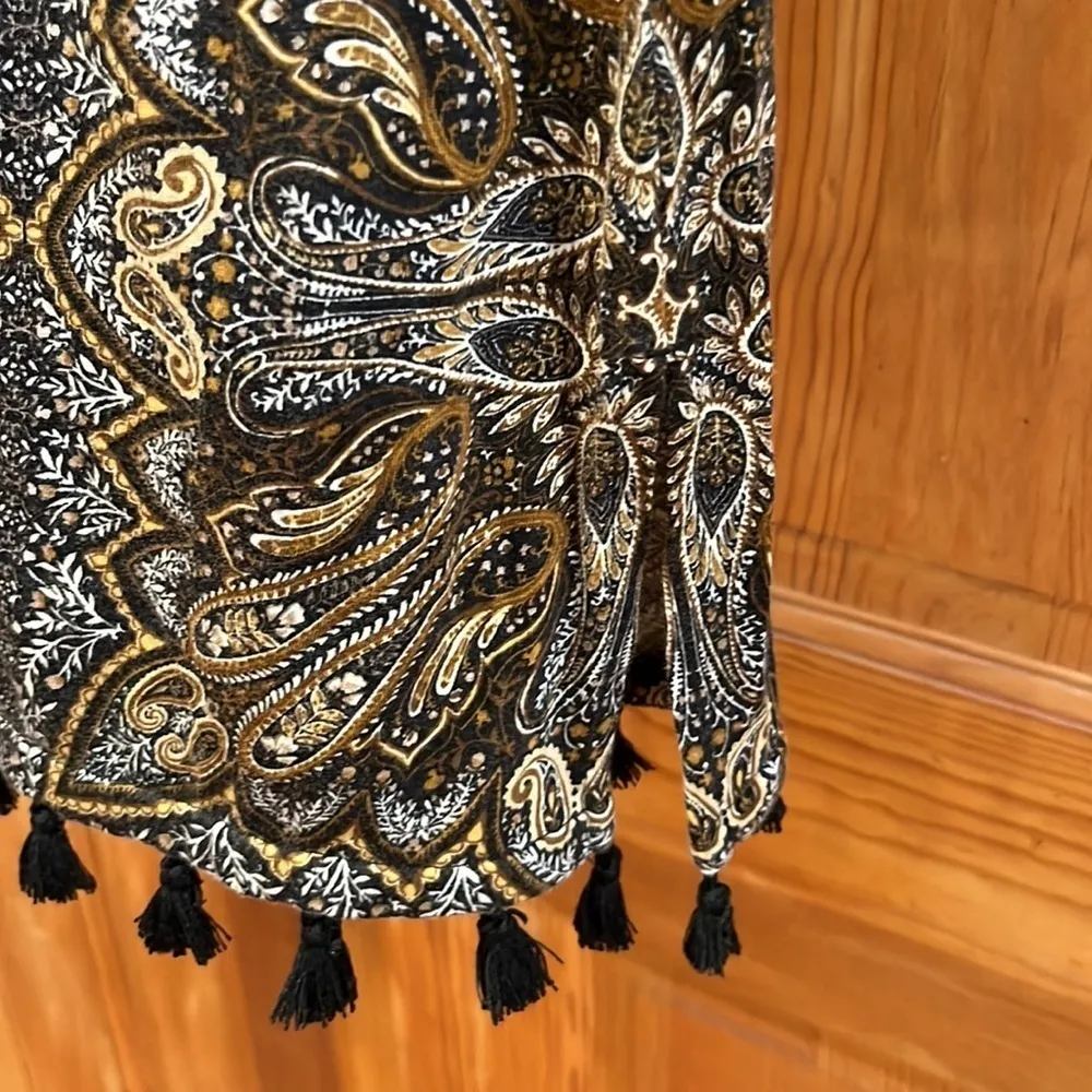 J.JILL paisley boho tassel tunic 3/4 sleeve top size medium. - Image 4