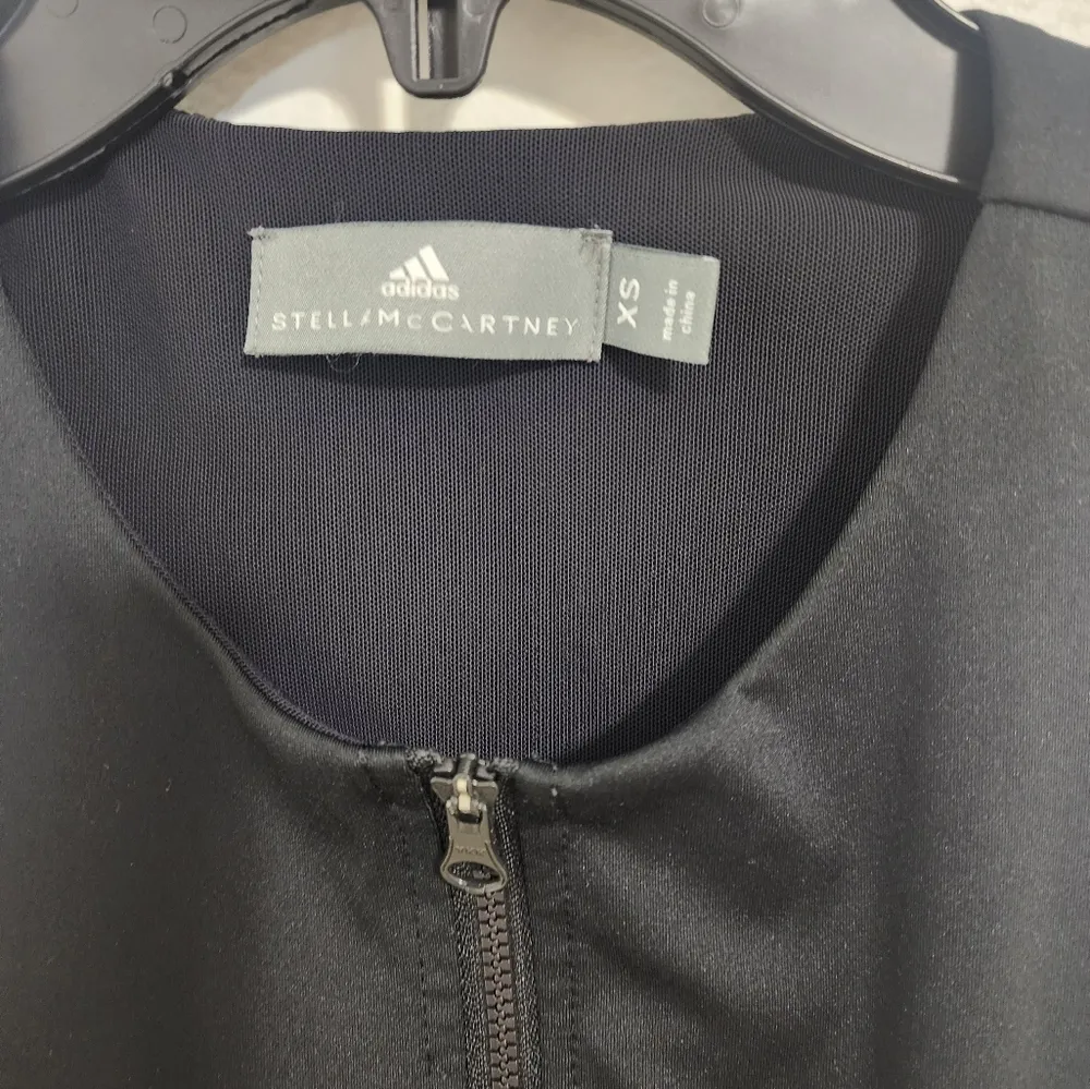 Adidas Stella McCartney Run Leo tank - Image 4